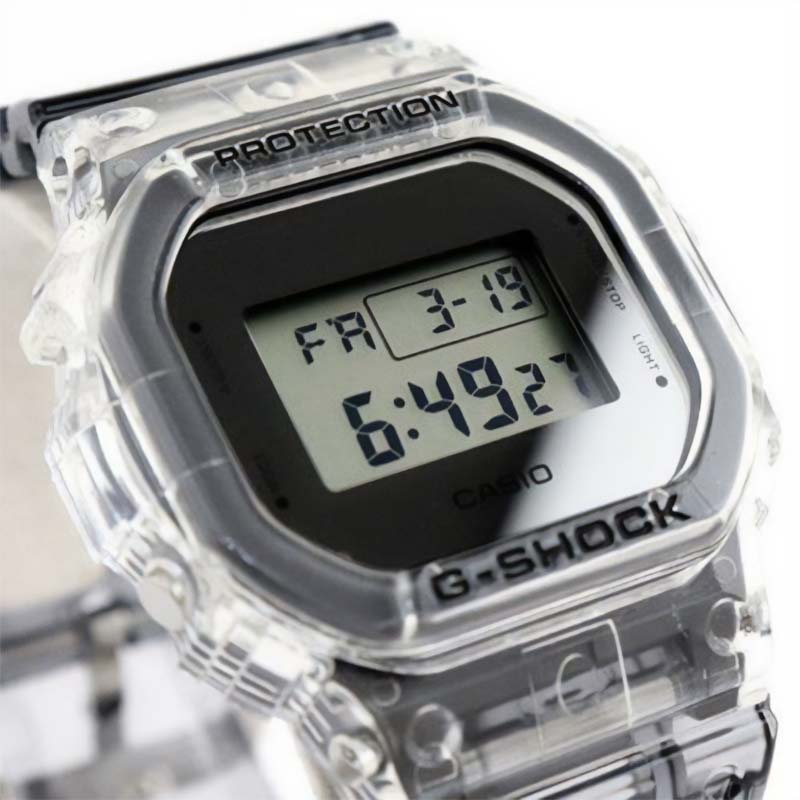 RELOJ G-SHOCK DW-5600SK-1DR - Imagen 2